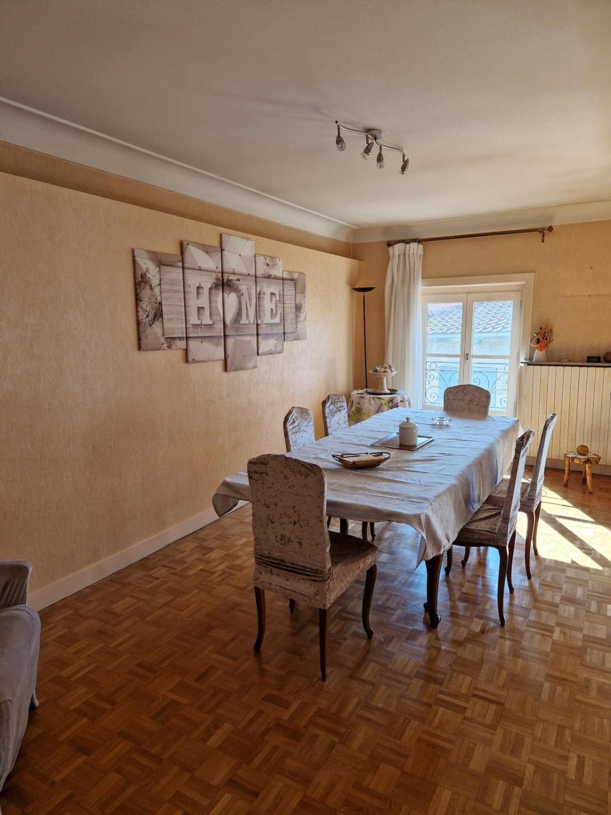 Appartement 120 M² Duplex Coeur Historique Au Calme Le Puy-en-Velay Esterno foto
