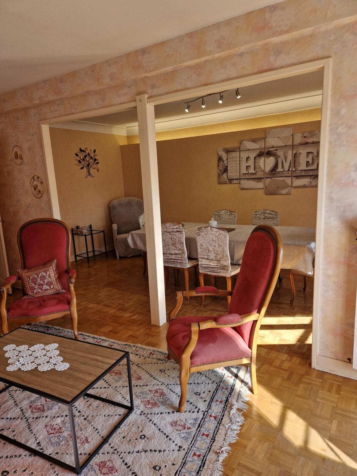 Appartement 120 M² Duplex Coeur Historique Au Calme Le Puy-en-Velay Esterno foto